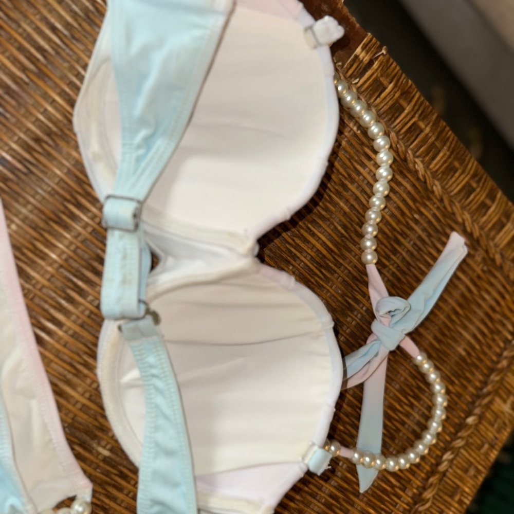Cupshe Mermaid Seashell High-Waist Bikini - Picture 5 of 8